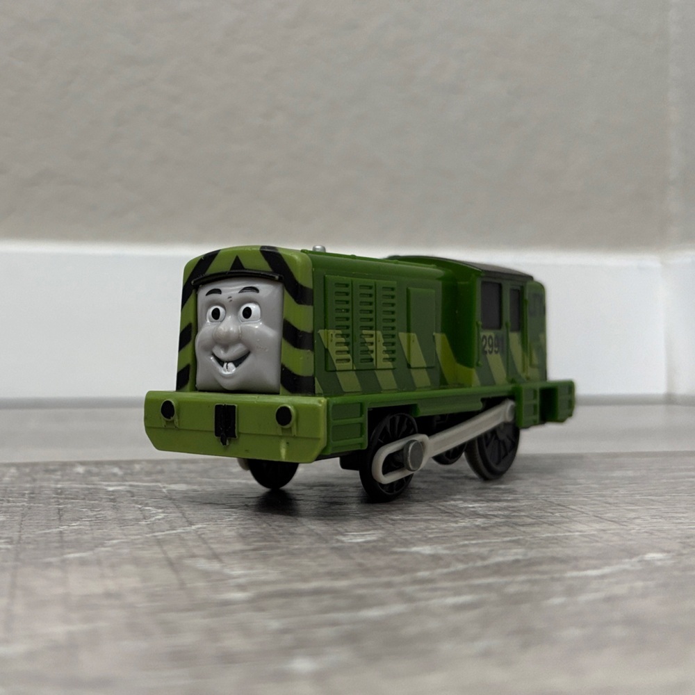Motorized Trackmaster Green Salty - Not Working - Picture 2 of 8